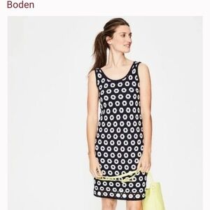 Boden} Navy & White Elena Knitted Crochet coverup  size 4